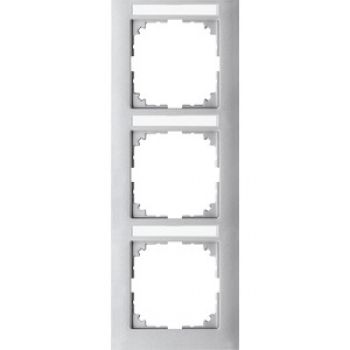 Merten MEG4032-3660,M-Pure-Rahmen, 3fach mit Beschriftungsträger, senkrechte Montage, aluminium,