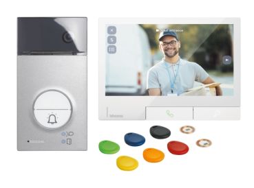 Bticino Flex, ONE LINEA3000 Gr+CLASSE300X Light Video-Set (905290)