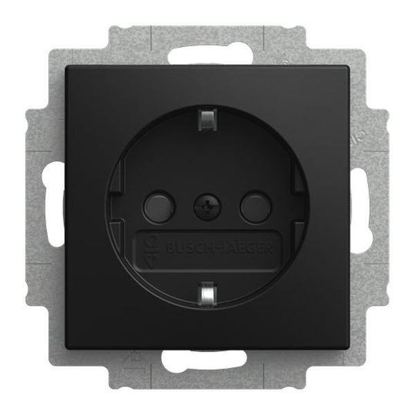 Busch-Jaeger 20 EUCB-915 Safety+ schwarz matt Steckdoseneinsatz SCHUKO (2CKA002013A5535)
